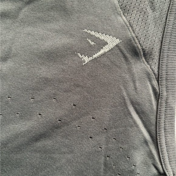 Gymshark tank top - Picture 7 of 8